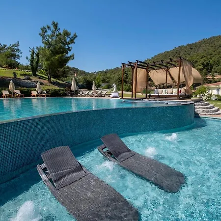 Fascinating Home With Shared Pool Surrounded By Nature In Marmaris Hisaronu